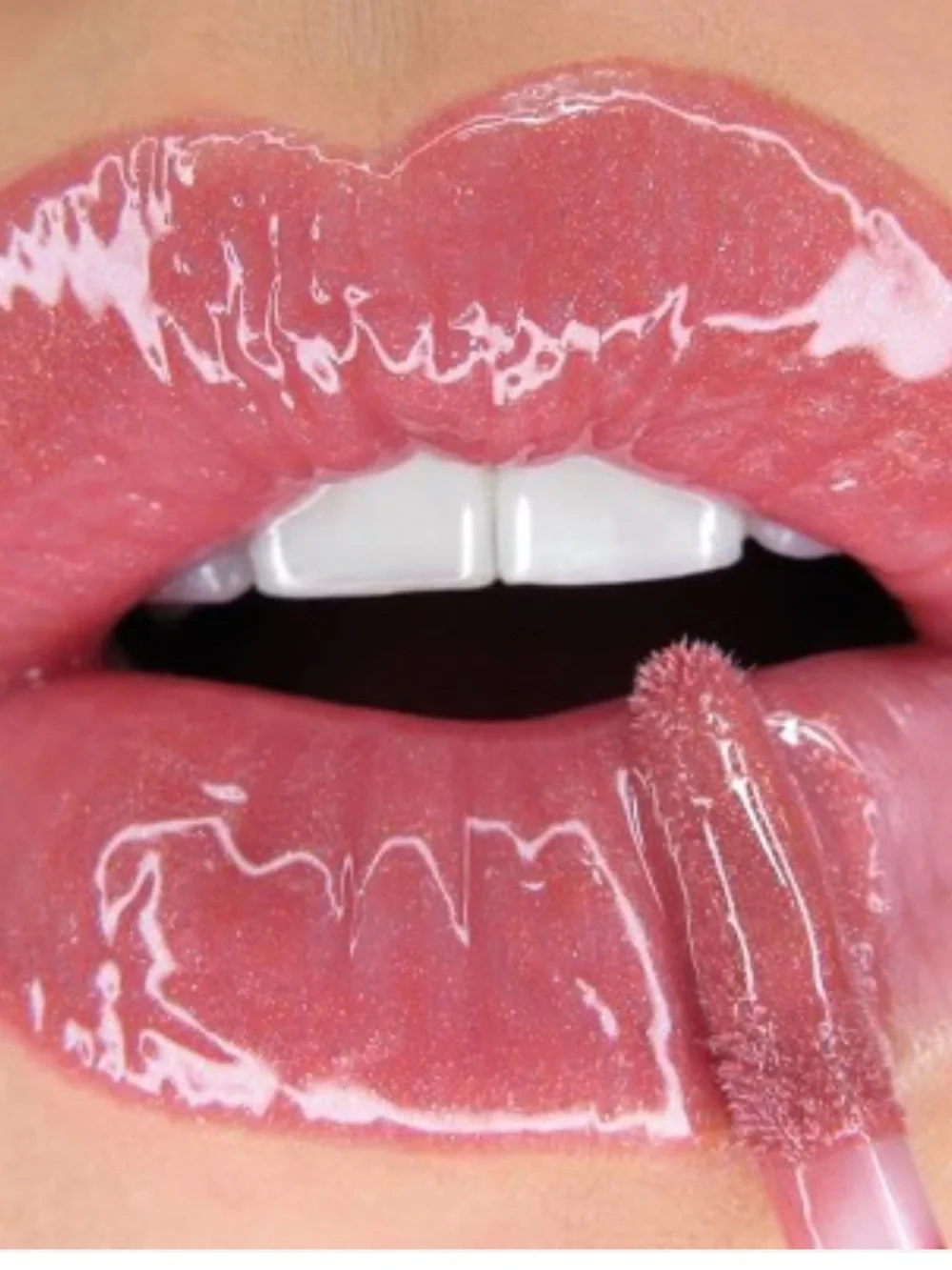 Winky Lux Glossy Boss Lip Gloss in Meow 4g BRAND NEW IN BOX